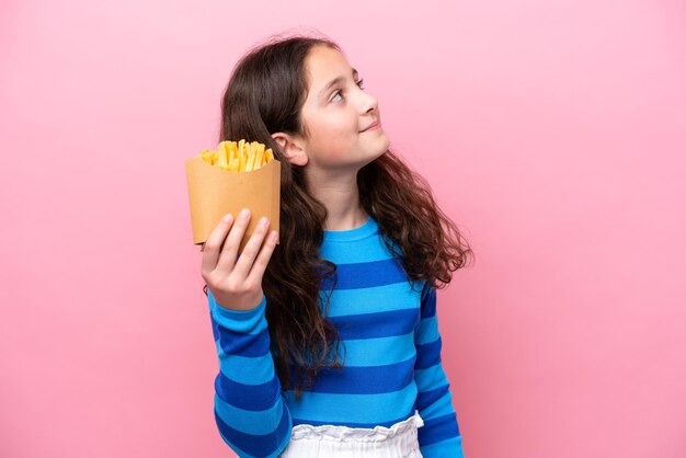 enfant sur fond isolé