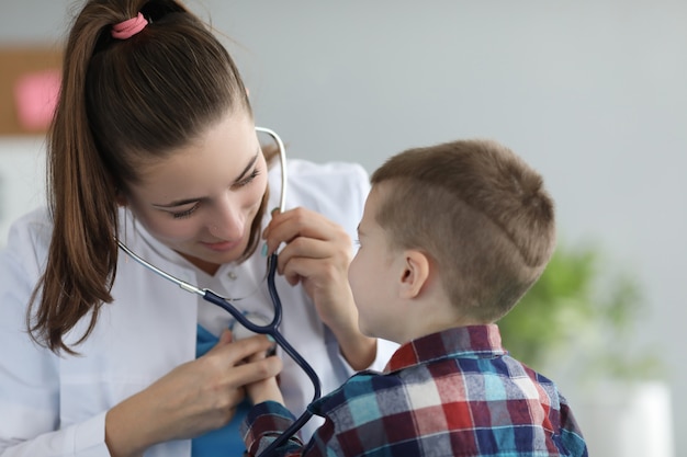 Enfant sur rendez-vous en clinique