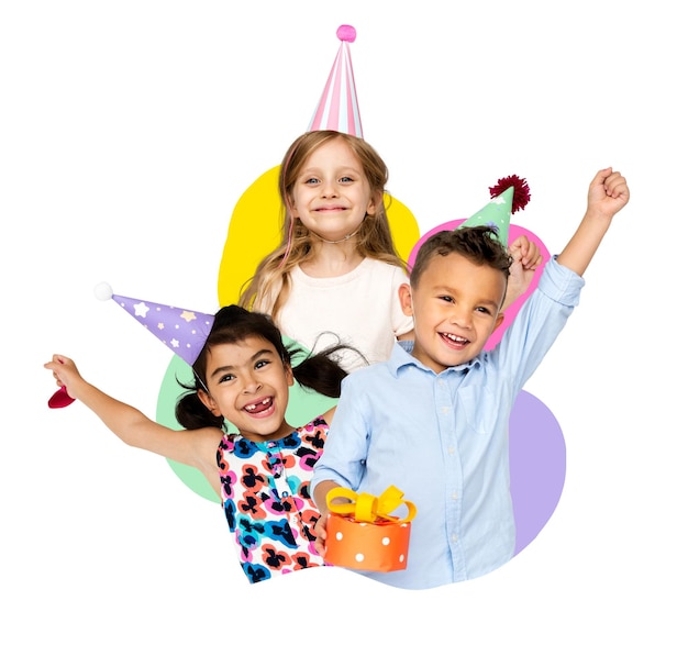Des enfants fête d'anniversaire png badge autocollant fond transparent