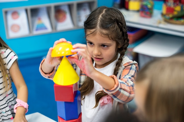 Enfants heureux à l&#39;école primaire