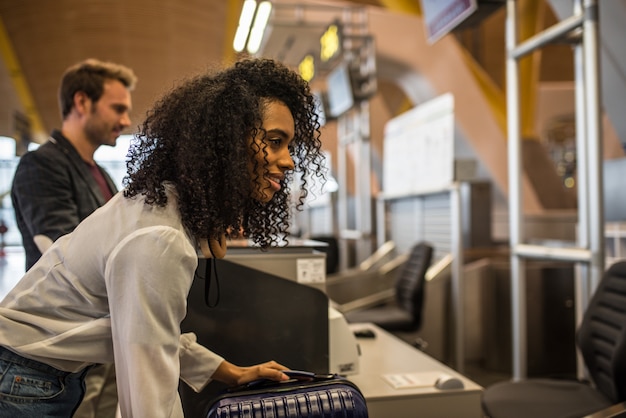 Enregistrement des passagers à l'aéroport