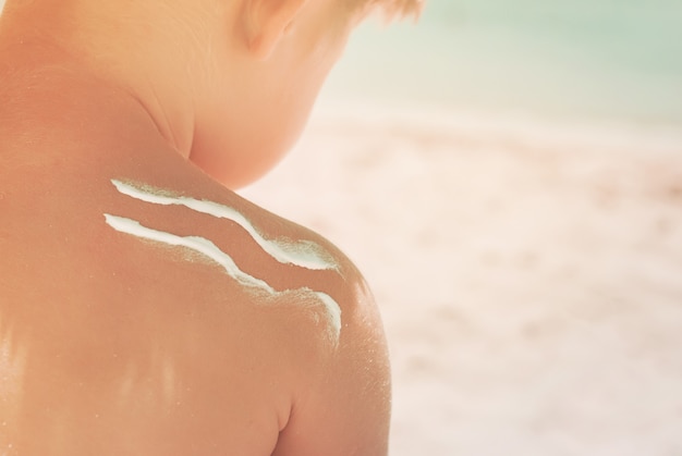 Enseigne d&#39;épaule enfant bronzage Wave Easy Travel