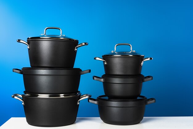 Ensemble de batterie de cuisine noire