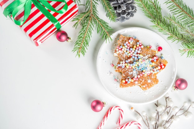 Ensemble de crêpes pour le petit-déjeuner de Noël