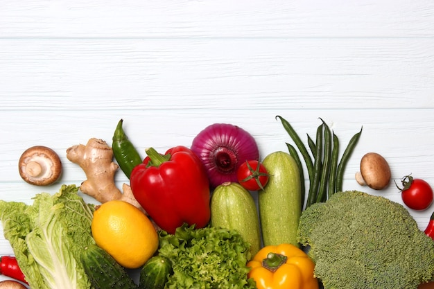 ensemble de différents légumes frais gros plan alimentation saine