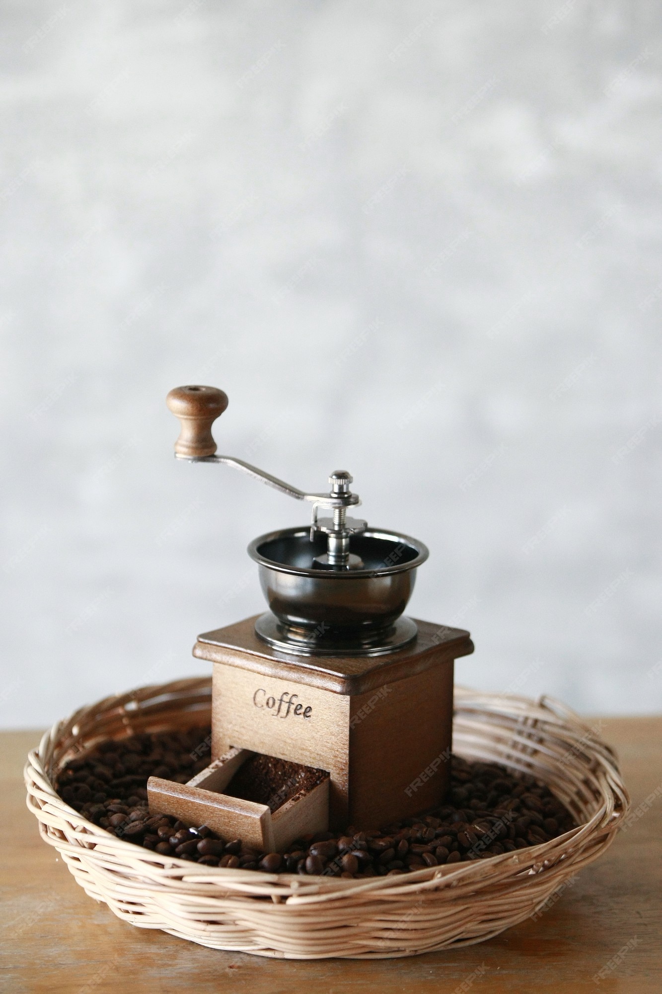 Ensemble De Moulin à Café Manuel Avec Grain De Café Et Bouilloire