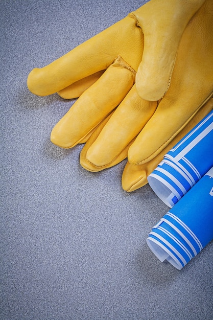 Ensemble de plans bleus de gants de sécurité sur fond gris