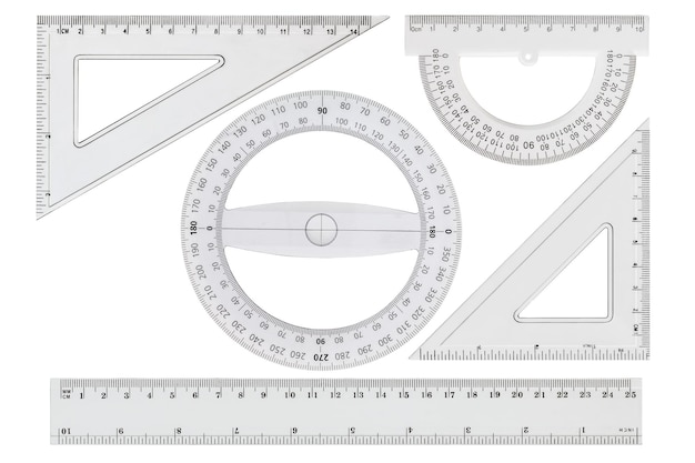 Ensemble de règles transparentes blanches isolées sur fond blanc