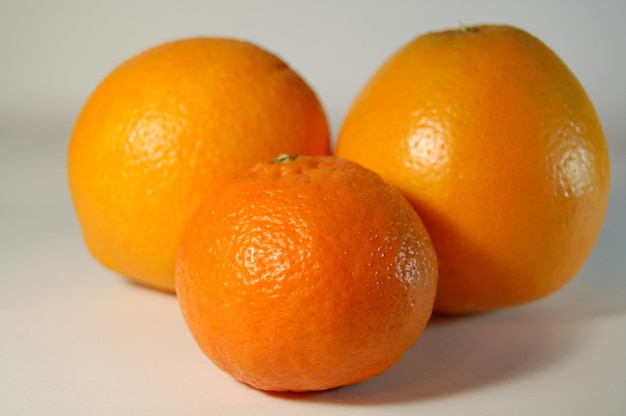 Ensemble de trois oranges