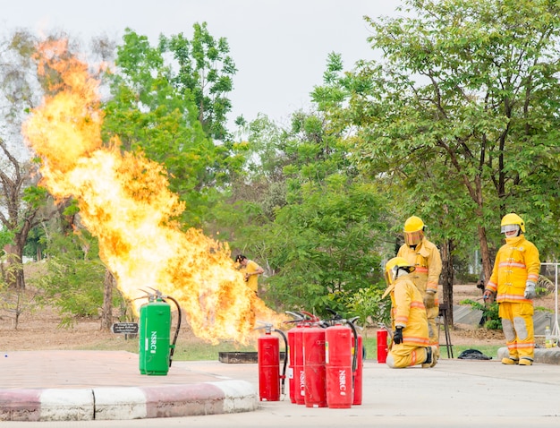 Photo entraînement au feu sur le parking.