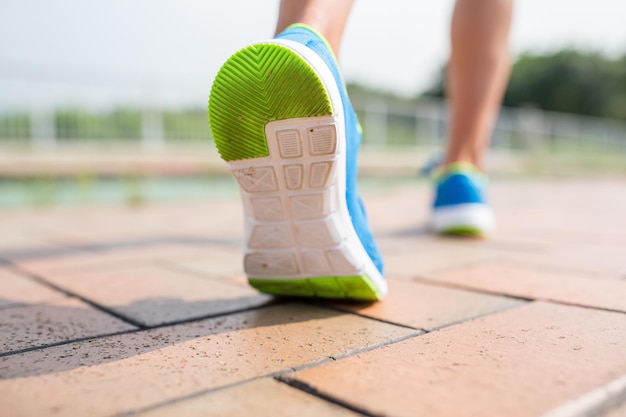 Entraînement de coureur à l'extérieur