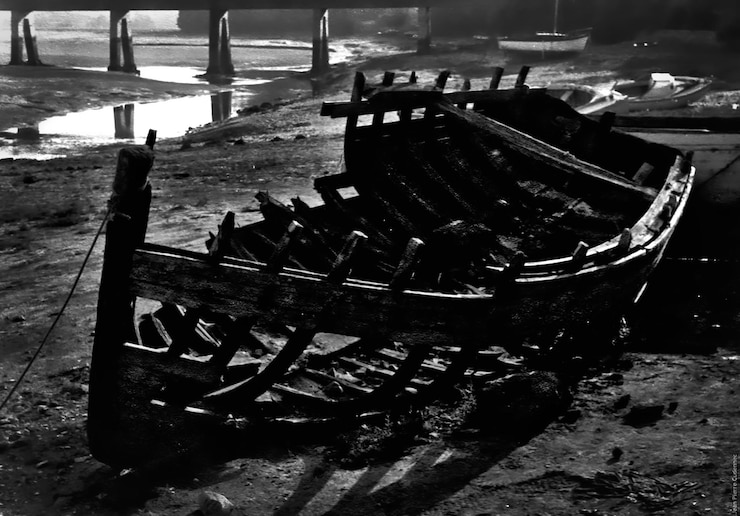 Photo épave de bateau en bois