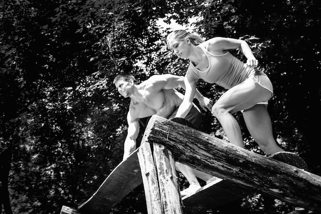 Épreuve de fitness de couple de croisement