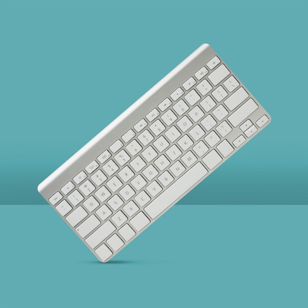 Équilibrage du clavier sans fil avec fond bleu