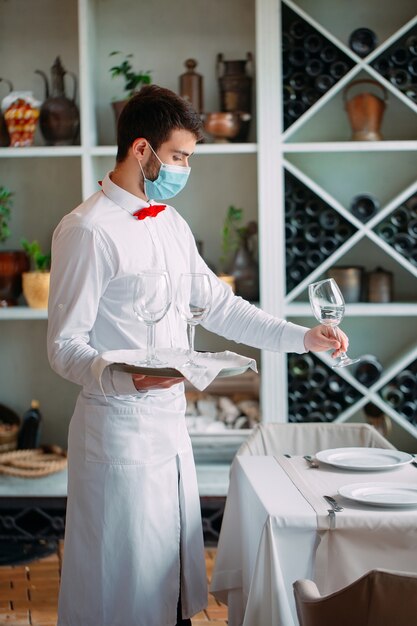 L'équipe de service d'un restaurant