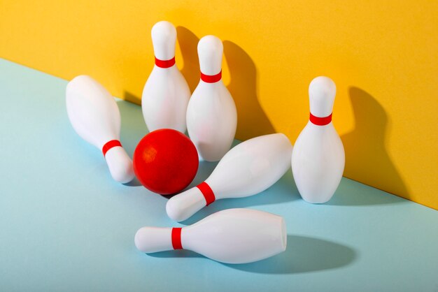 Photo Équipement de bowling à l'intérieur nature morte