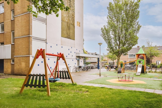 Equipement de jeux en plein air dans le parc