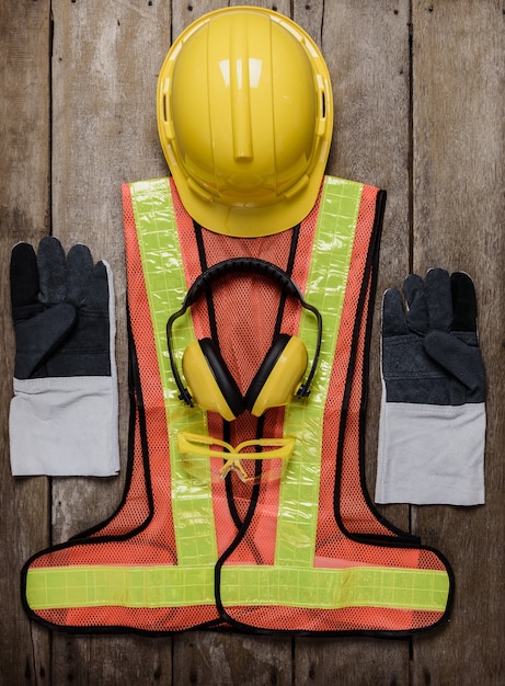 Equipement de sécurité de construction standard