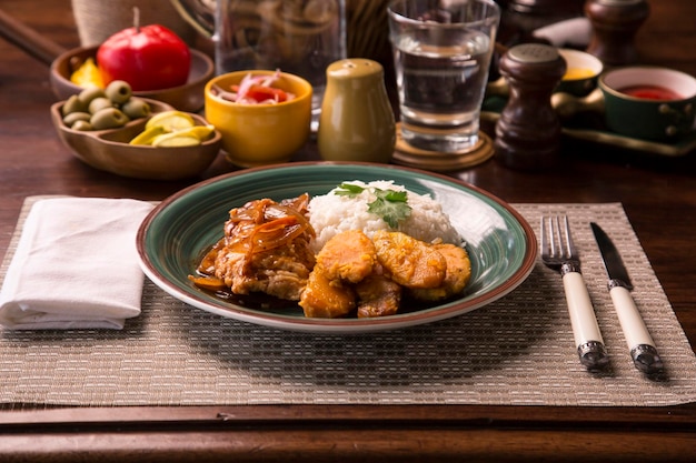 Escabeche Fried fish patates douces Pérou comfort food tradition culture culinaire restaurant gastronomique