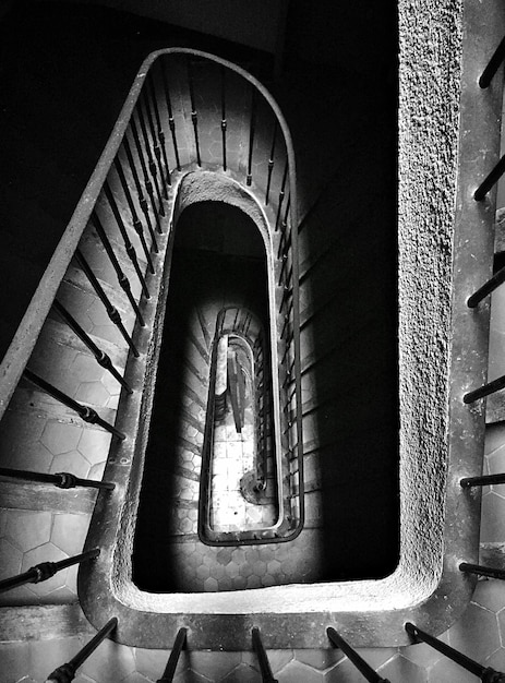 Escalier menant au bâtiment