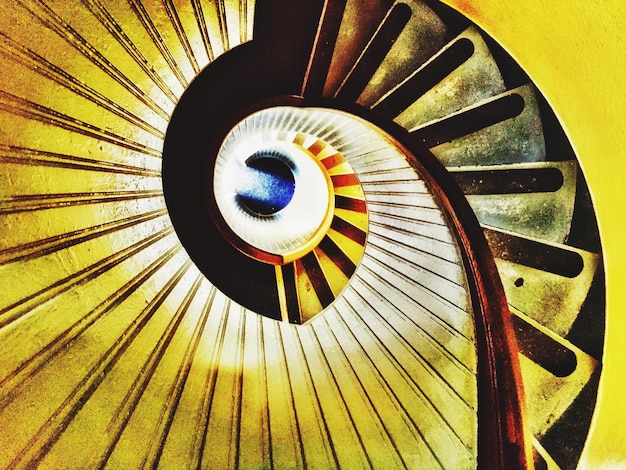 Photo escalier en spirale