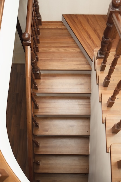 Photo escaliers en bois