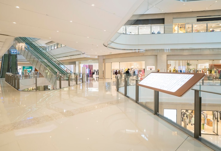 Photo espace intérieur du grand magasin