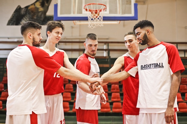 Esprit d'équipe au basket