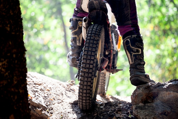 Essais moto pendant la compétition