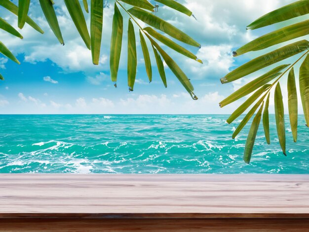 L'été mer tropicale avec des vagues feuilles de palmier et ciel bleu avec des nuages parfait paysage de vacances esprit