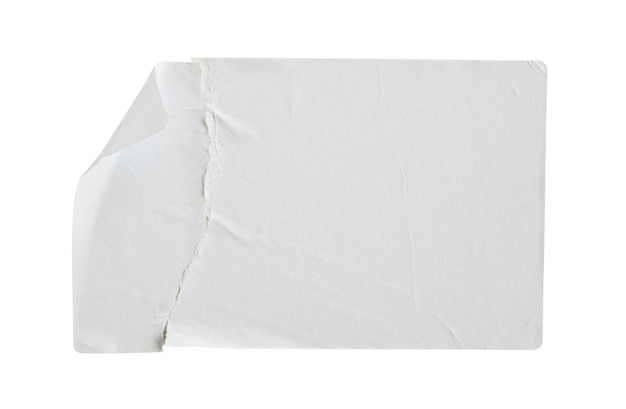 Photo Étiquette autocollant papier déchiré isolé sur fond blanc