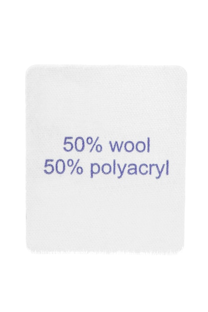 Étiquette de vêtements isolée
