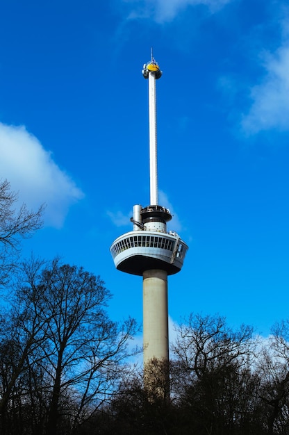 Photo euromast à rotterdam hollande méridionale pays-bas