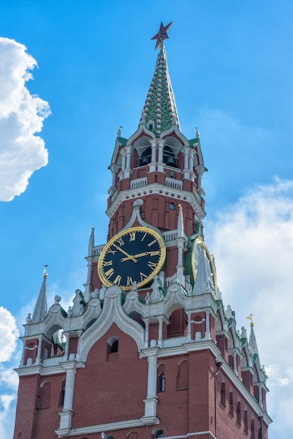 L'Europe . Russie. Moscou. Tour Spasskaïa du Kremlin de Moscou