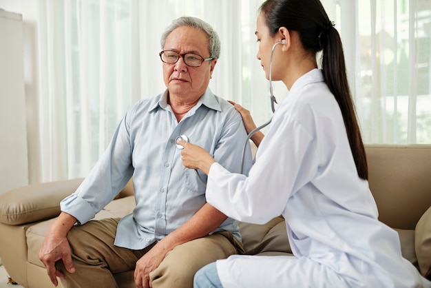 Photo examen médical à l'hôpital