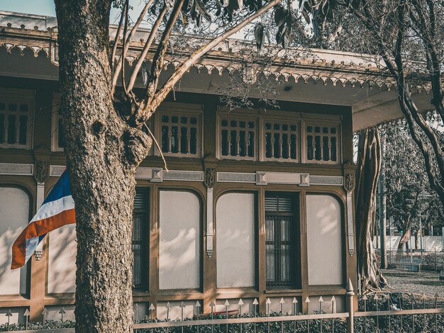 Photo extérieur de l'ancien bâtiment