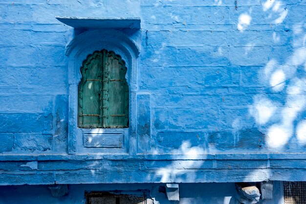 Extérieur de maison dans la ville bleue, Jodhpur Inde