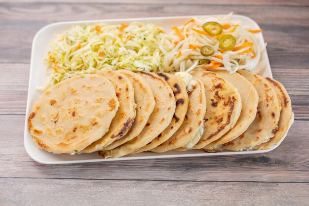 sur la fabrication des pupusas