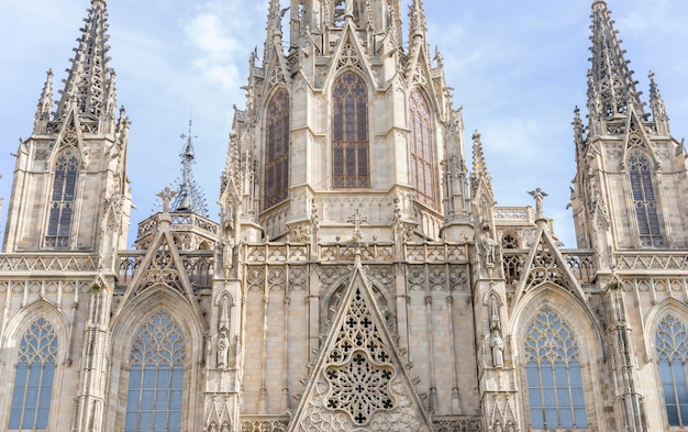 Façade de la cathédrale catholique gothique Barcelone Catalogne Espagne. Construit en 1298.