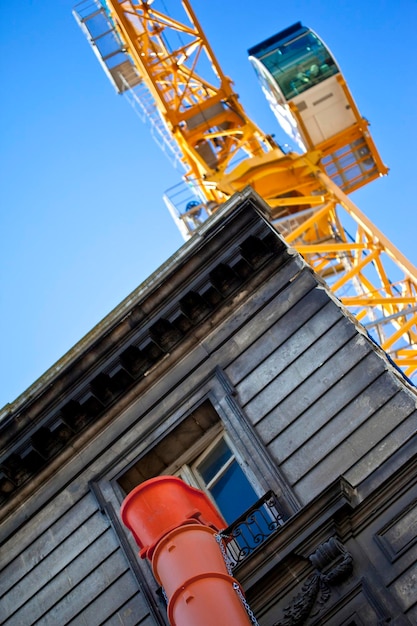 Façade sur un chantier de restauration