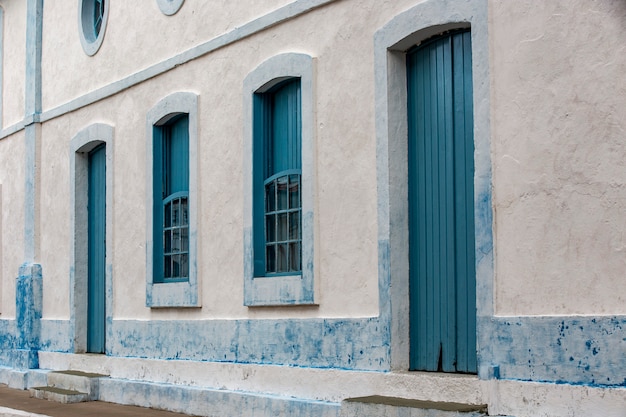 Façade du bâtiment dans la ville historique