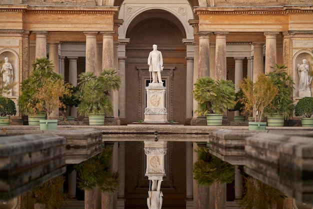 Façade du bâtiment historique
