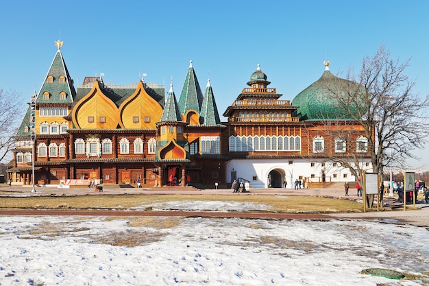 Façade du grand palais en bois de Kolomenskoe