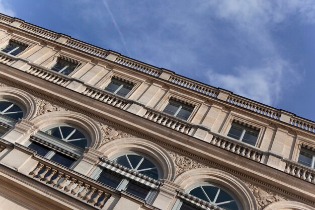 Façade du Palais Royal français