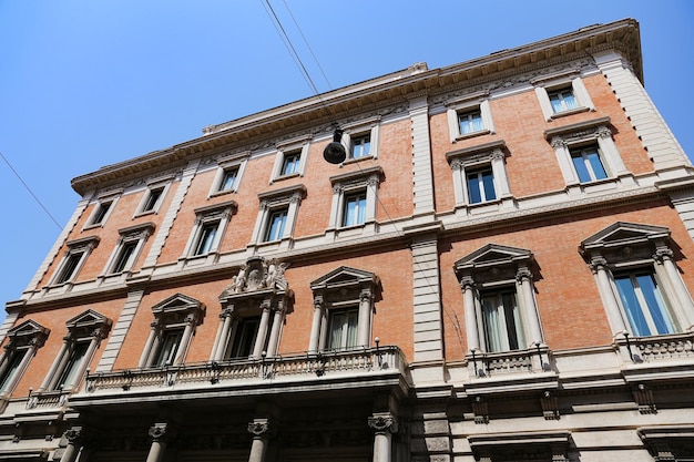 Façade d'un immeuble à Rome Italie