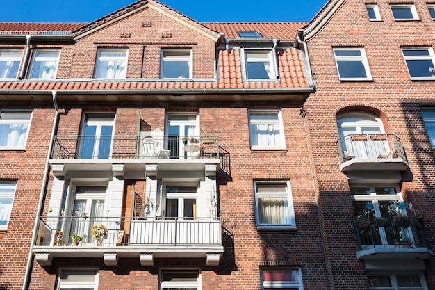 Façade de maison d'habitation dans la ville de Hambourg