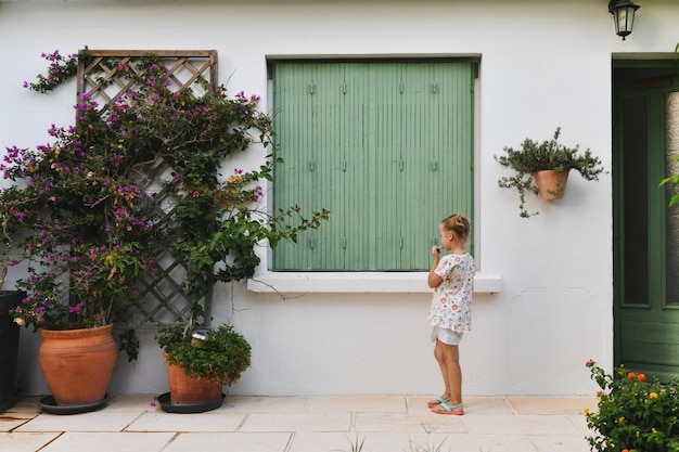 Façade d'une maison traditionnelle en Provence France