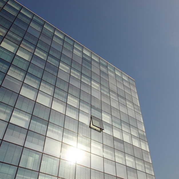 Façade en verre de gratte-ciel