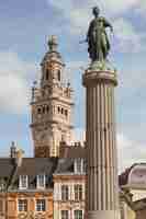 Photo façades historiques de la grand place de lille