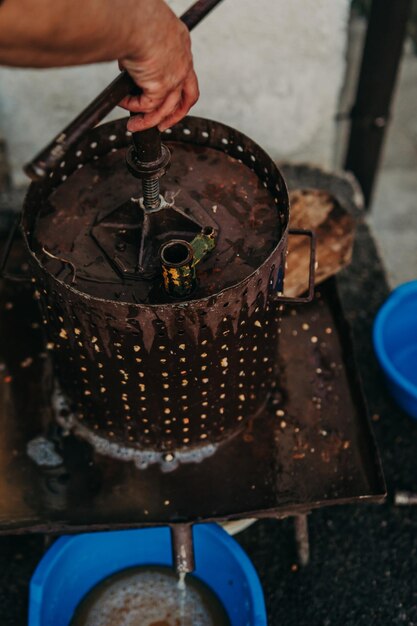 Photo la façon traditionnelle de faire du vinaigre